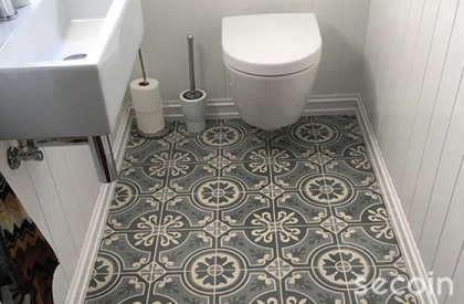 Light green pattern on bathroom floor